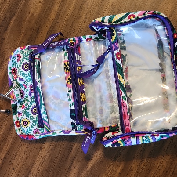 Vera Bradley cosmetic travel case - Picture 2 of 4